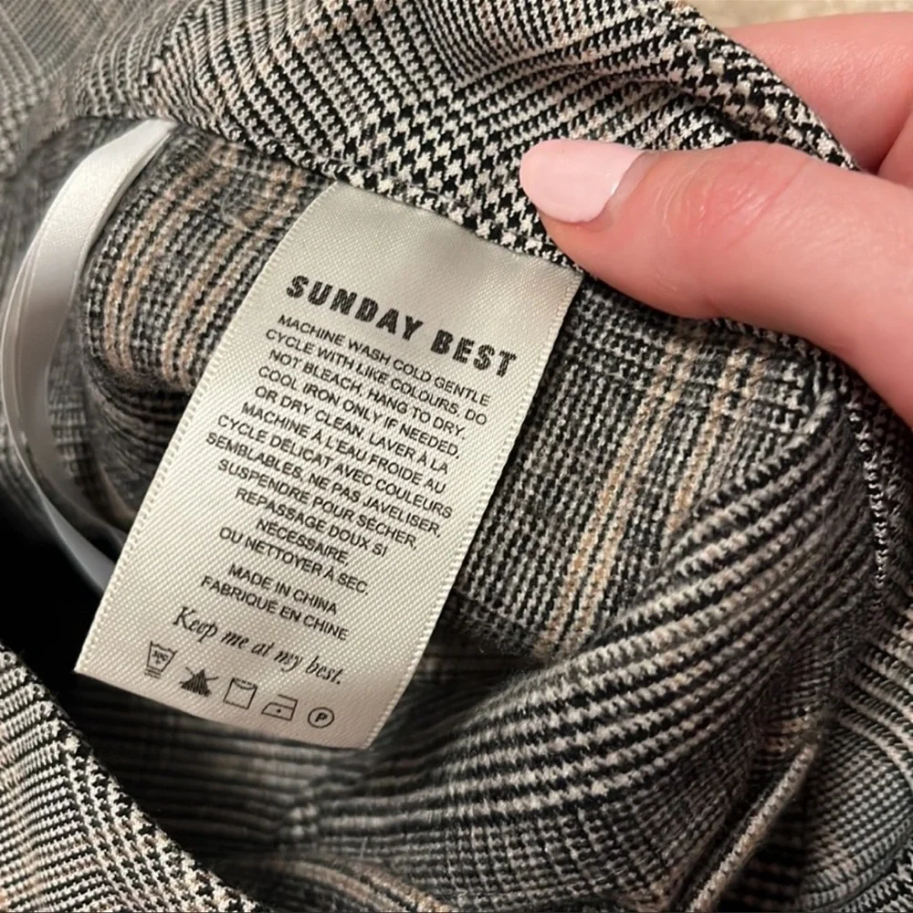 Aritzia Sunday Best Olive Mini Skirt - Picture 5 of 7